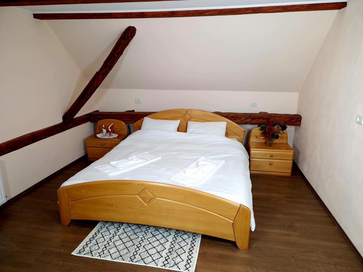 Mehadica House Villa Buitenkant foto
