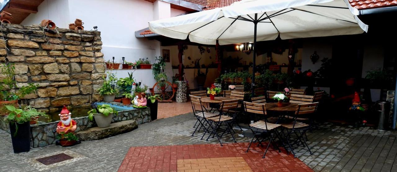 Mehadica House Villa Buitenkant foto